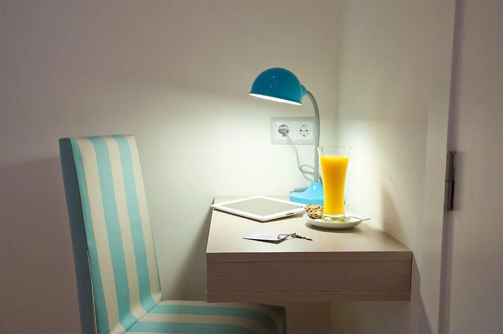 Bachome Terrace B&B Barselona Oda ve Kahvaltı